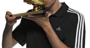 Muller with golden boot