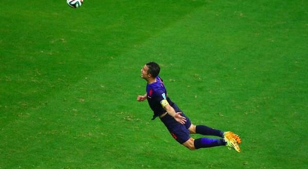 Robin Van Persie Goal video against Spain