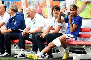 Neymar watching Brazil vs Netherlands 3rd place match