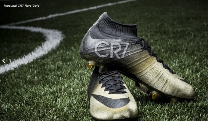 ronaldo gold football boots