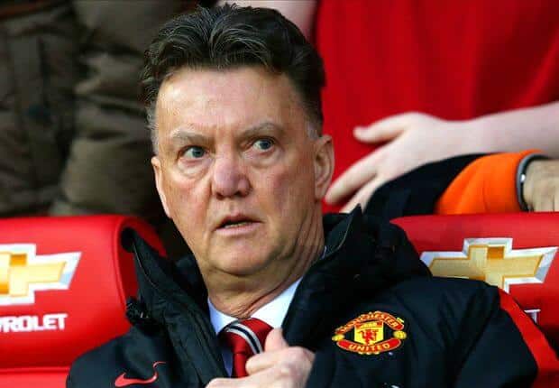 Van Gaal changes formation of Manchester United