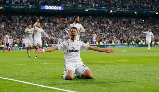 Javier Hernandez celebrating after scoring against Atletico Madrid