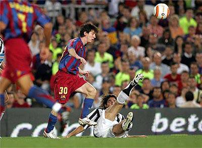 Lionel Messi vs Juventus in 2005 Gamper Trophy final
