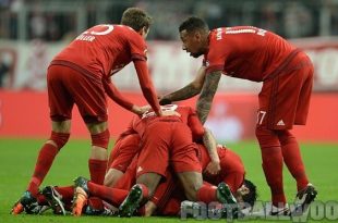 Download Xabi Alonso volley goal video