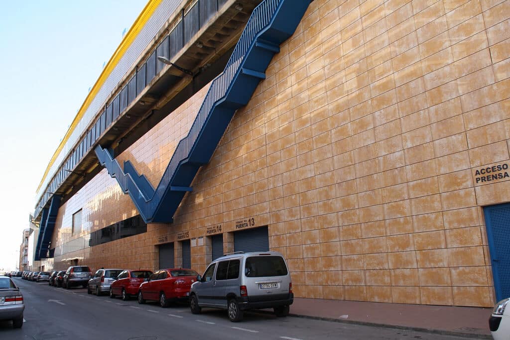 La fachada del campo Estadio de la Ceramica Villarreal photo