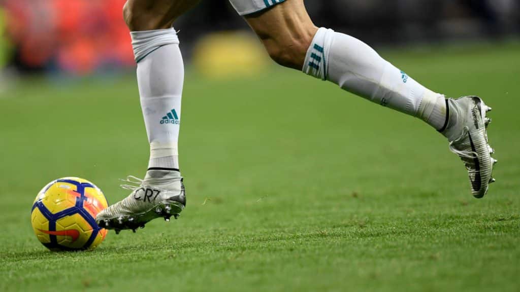 ronaldo soccer shoes