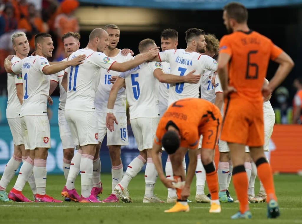 Matthijs de Ligt - Tomáš Vaclík