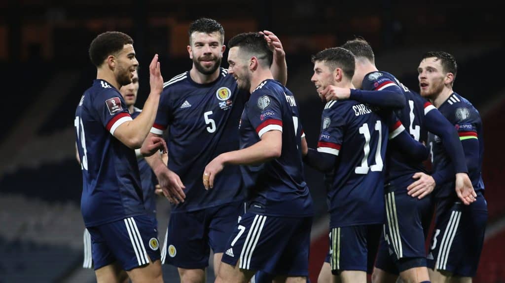 Che Adams - John McGinn
