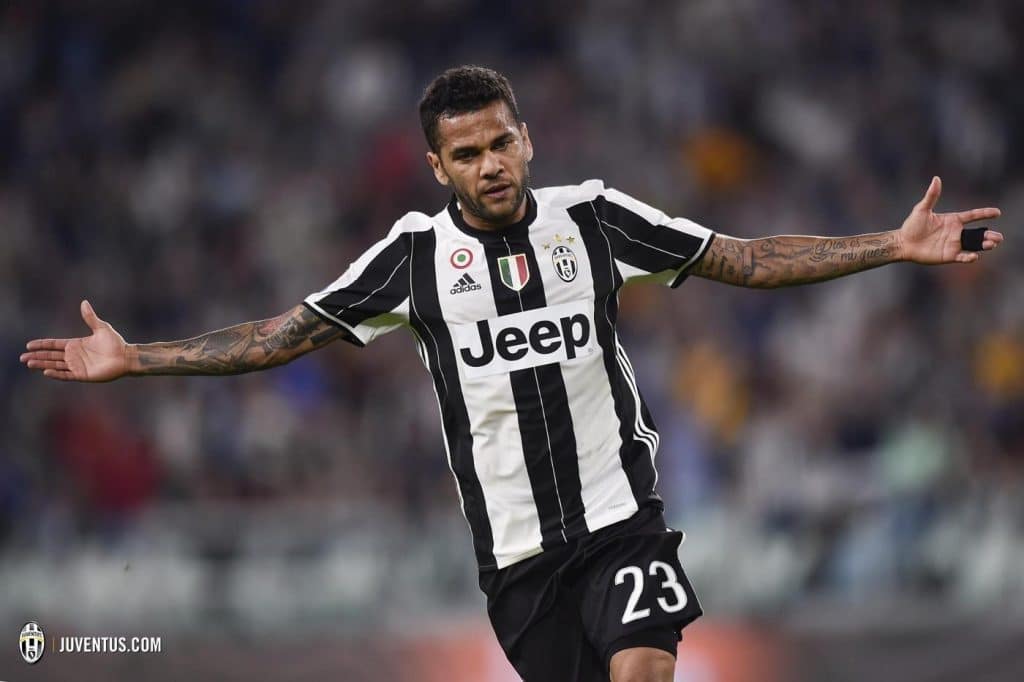 Dani Alves - Juventus F.C.